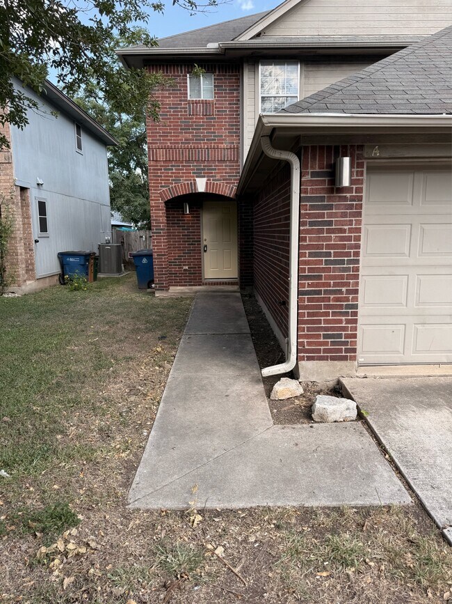Building Photo - 9709 Sugar Hill Dr