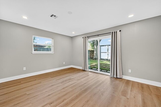 Building Photo - 2019 Spillers Ln