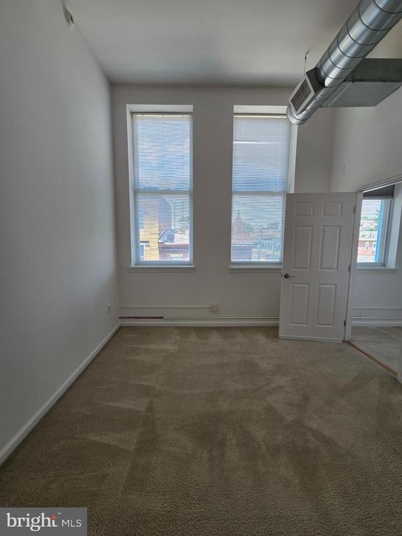 Building Photo - 4368 Cresson St