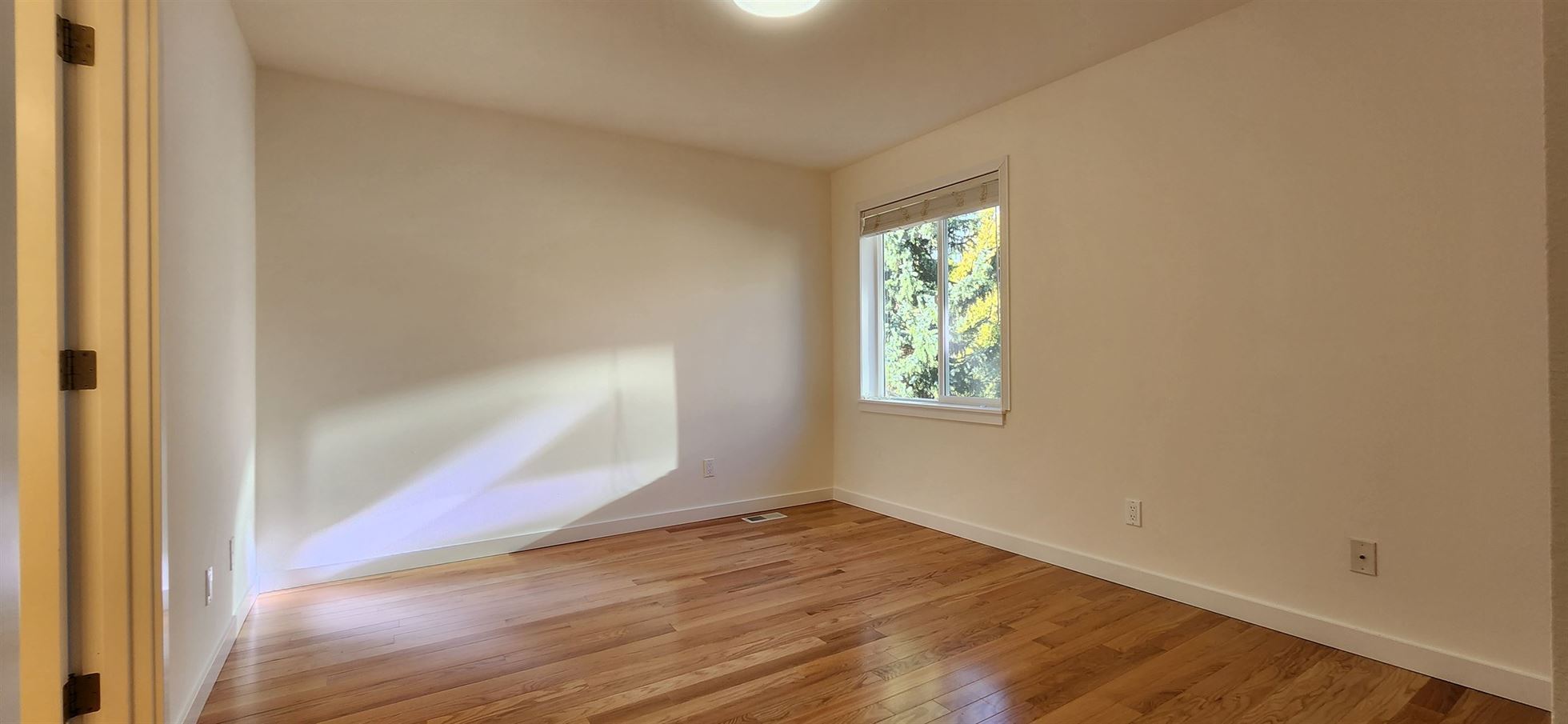 Building Photo - 24202 SE 21st St