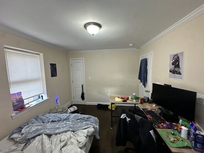 Building Photo - 435 Walnut Ave