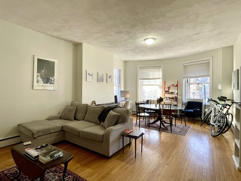 Building Photo - 550 Tremont St