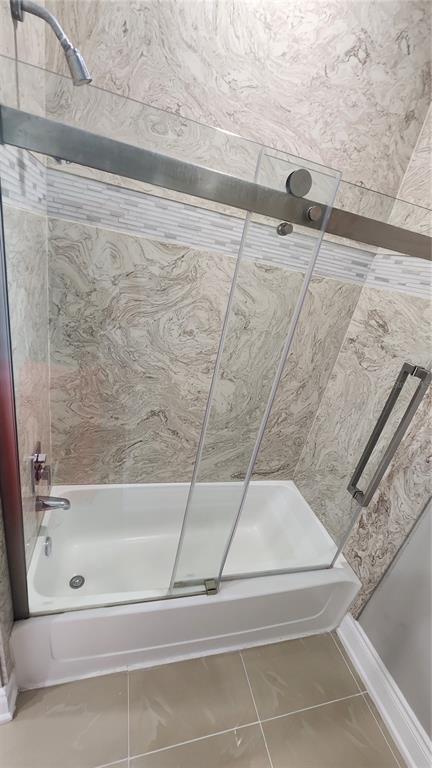 Building Photo - 1968 Greenbriar Ter