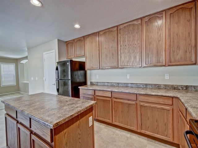 Building Photo - 2919 S 71st Dr