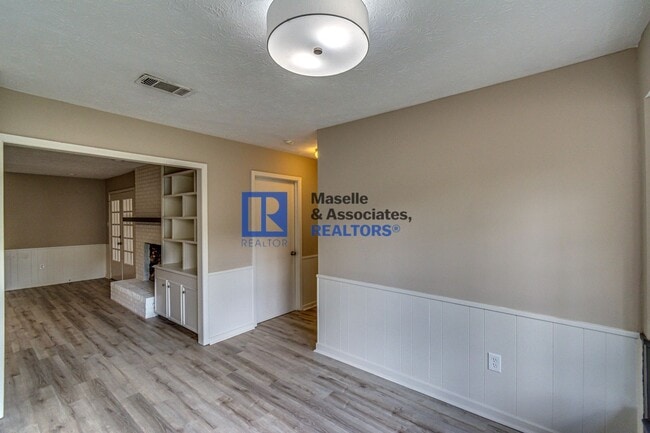 Building Photo - 4 Bed/2 Bath Home in Crossgates in Brandon