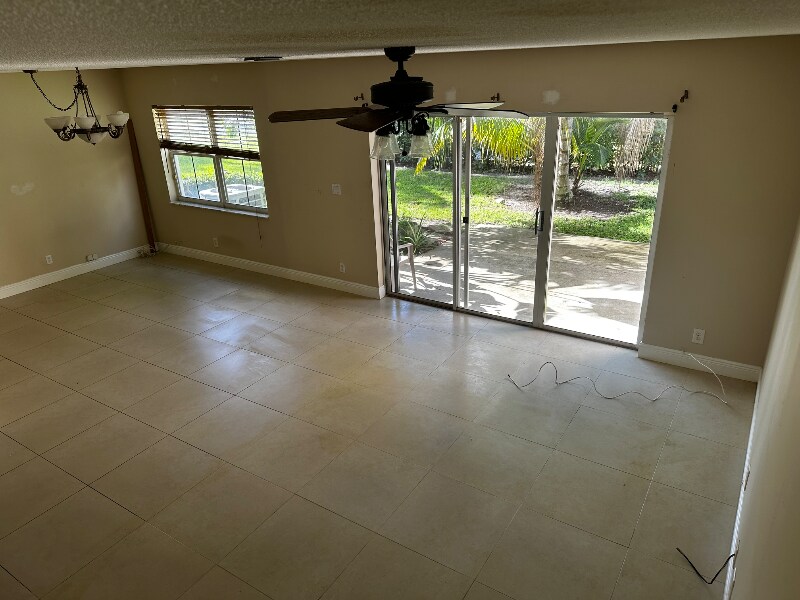 Building Photo - 8438 NW 40th Ct