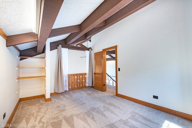 Building Photo - 2712 Ridge Ave