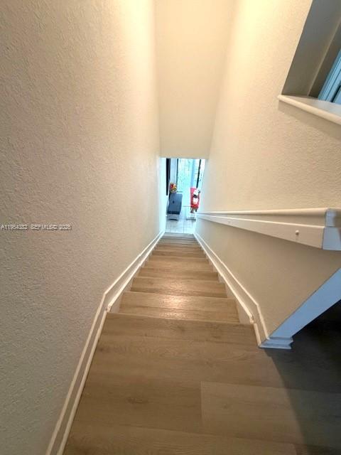 Building Photo - 470 NE 12th St