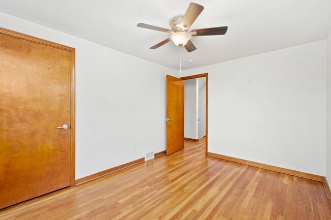 Building Photo - AVAILABLE MID-MARCH! Don’t miss this STUNNING 3 BEDROOM BRICK HOME LOCATED IN WEST VIEW!