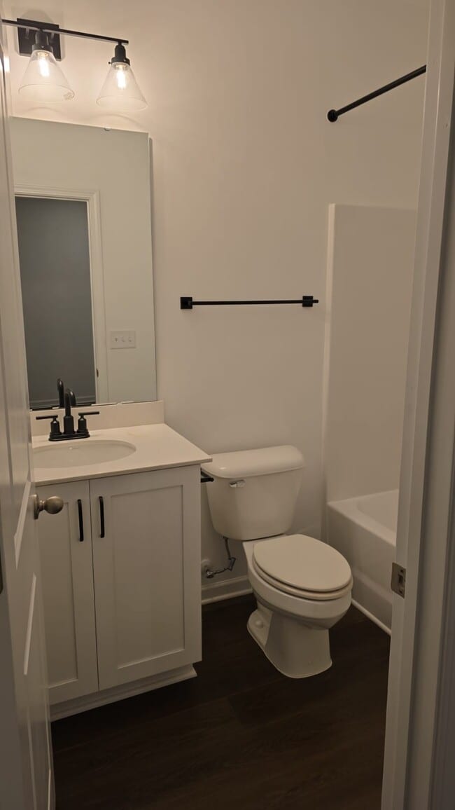 Building Photo - 3315 Oak Pass Dr