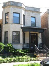 Building Photo - 1031 W Dakin St