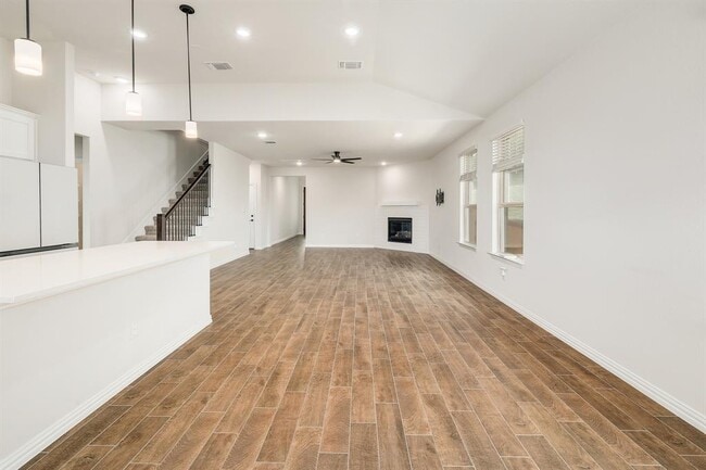 Building Photo - 1228 Calendula Trl