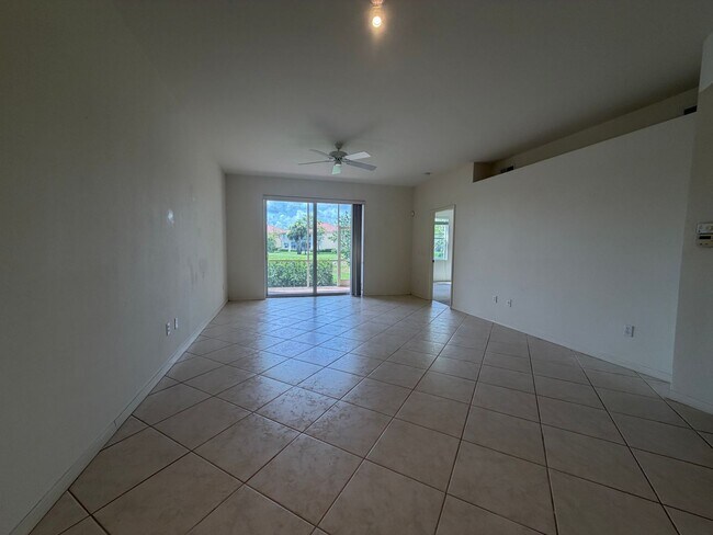 Building Photo - ANNUAL RENTAL - 3 BED / 2 BATH CONDO WITH 1 CAR GARAGE IN SHERWOOD