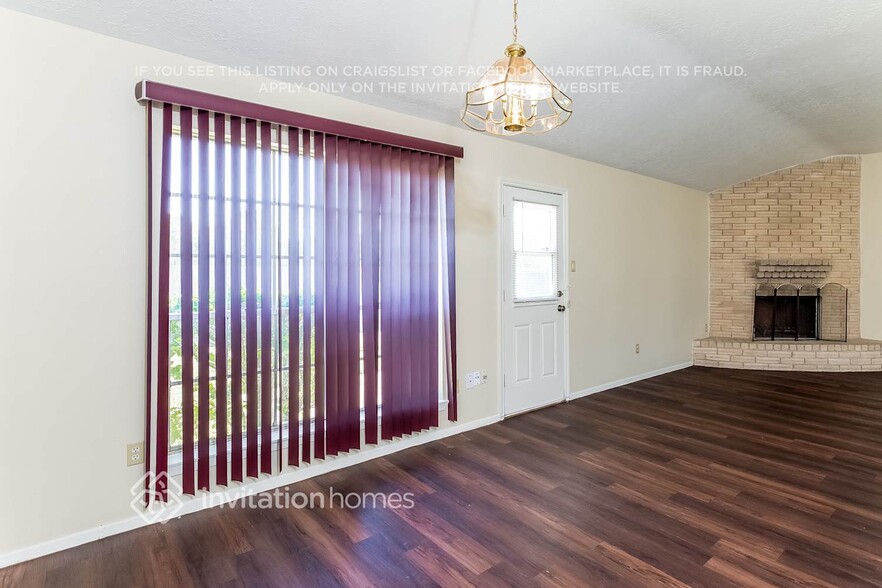 Building Photo - 1711 Millbury Dr