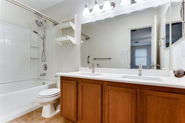 Building Photo - 719 Gallant Ct