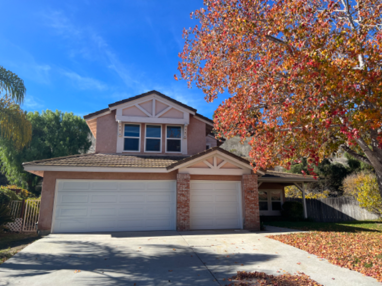 Primary Photo - 3399 Northwood Dr