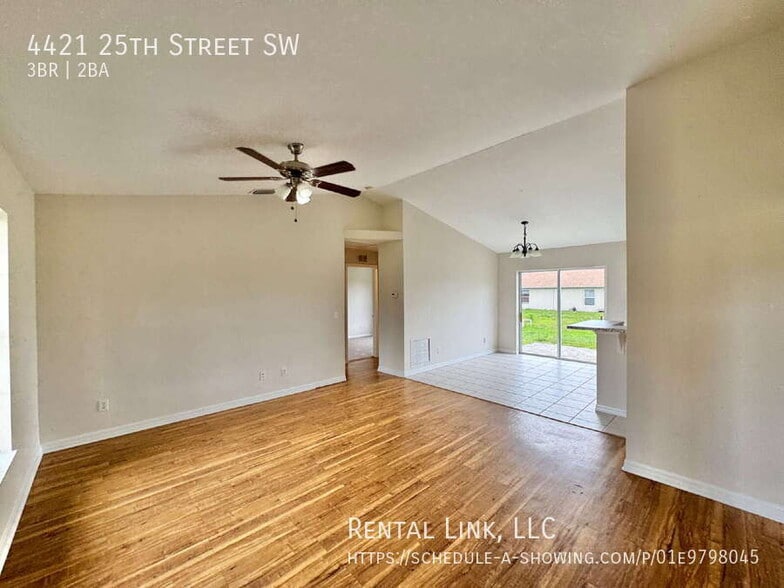 Building Photo - 4421 25th St SW