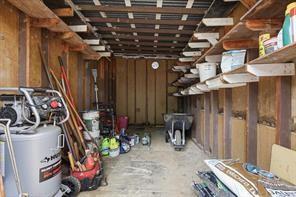 Building Photo - 111 Oaktree Ln