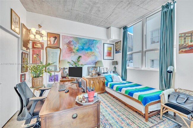 Building Photo - 133 NE 2nd Ave