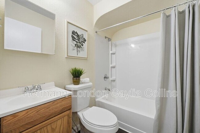 Building Photo - 1626 Nemnich Rd