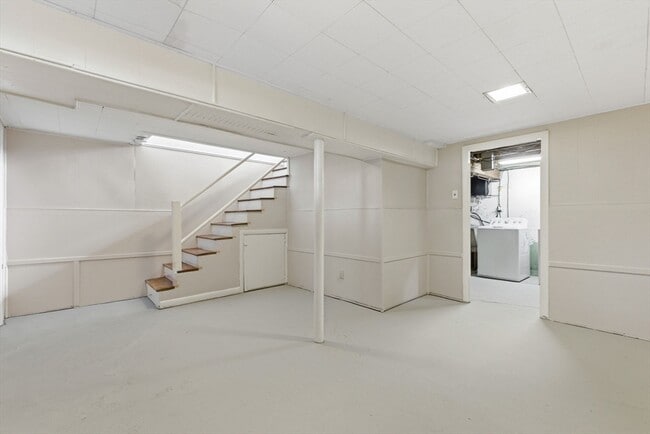 Building Photo - 18-20 Payne Rd