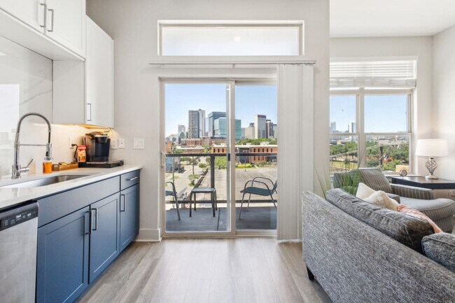 Building Photo - 2901 Indiana St