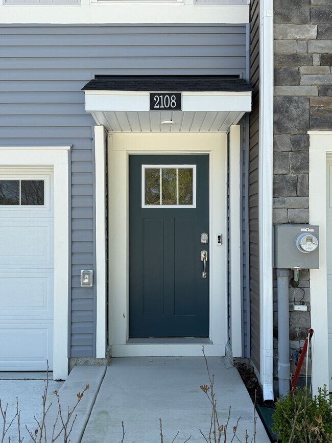 Building Photo - Modern Townhome with Golf Course Views & 2-Car Garage- Cambridge, MD