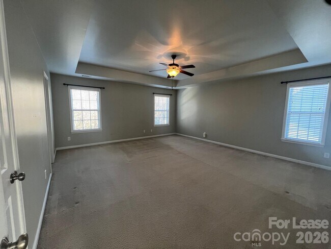 Building Photo - 127 Tilton Dr