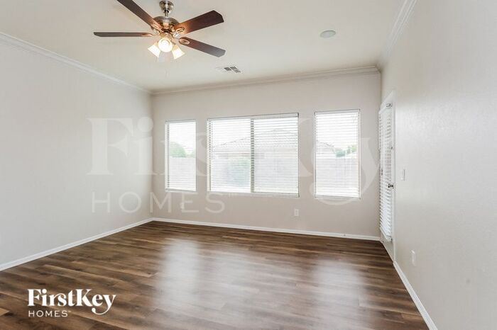 Building Photo - 10769 E Marigold Ct