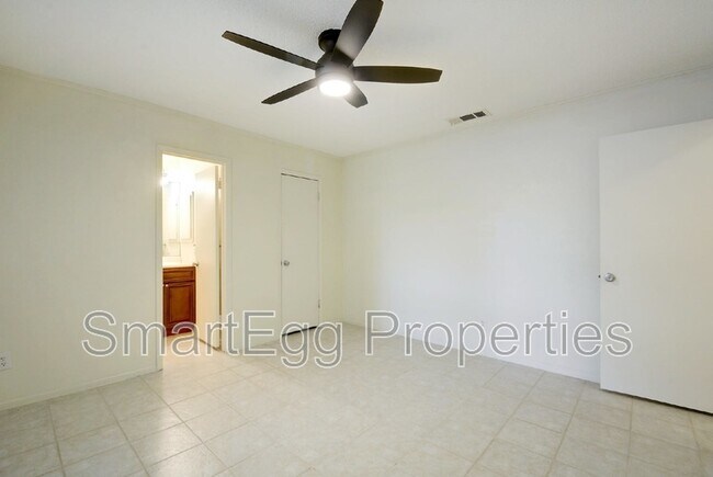 Building Photo - 5601 Palo Blanco Ct