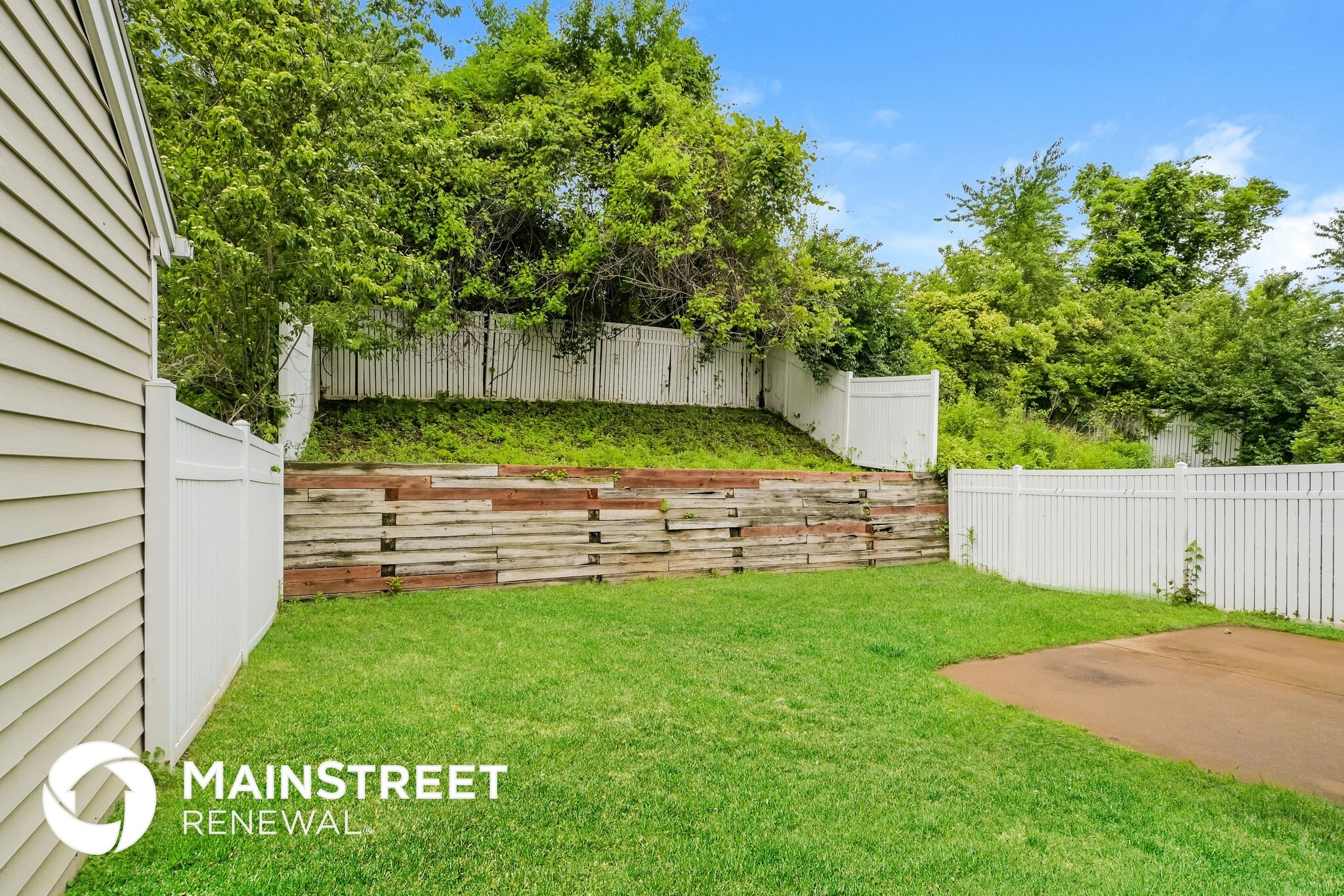 Building Photo - 11253 Liberty Landing Dr