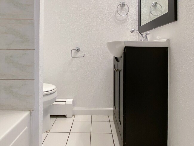 Building Photo - 8367 S Reed St