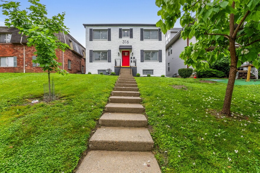 Building Photo - 316 E 18th Ave