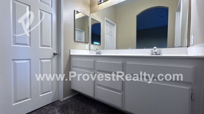 Building Photo - 15219 Hallmark Ln