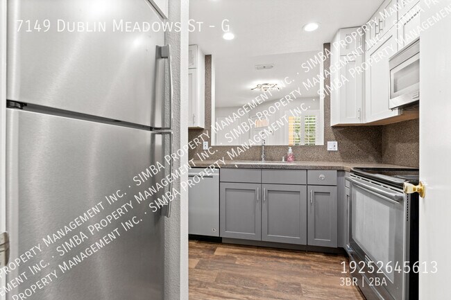 Building Photo - 7149 Dublin Meadows St