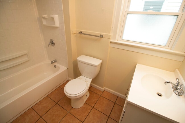 Building Photo - 3603 Homewood Ave