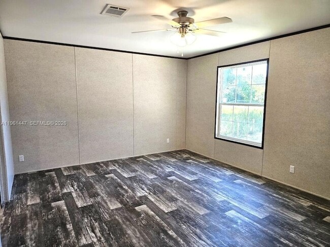 Building Photo - 881 Woodland Blvd