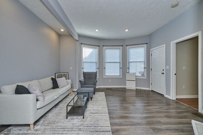 Building Photo - 34 Greenleaf St