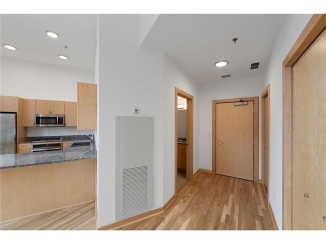 Building Photo - 1240 S 2nd St