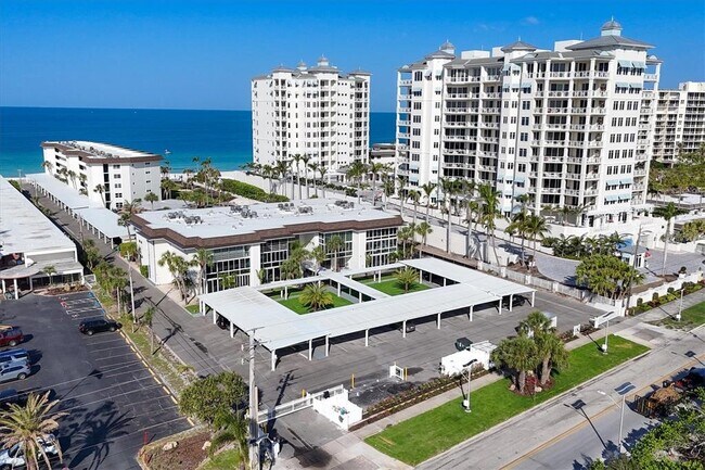Building Photo - 2100 Benjamin Franklin Dr