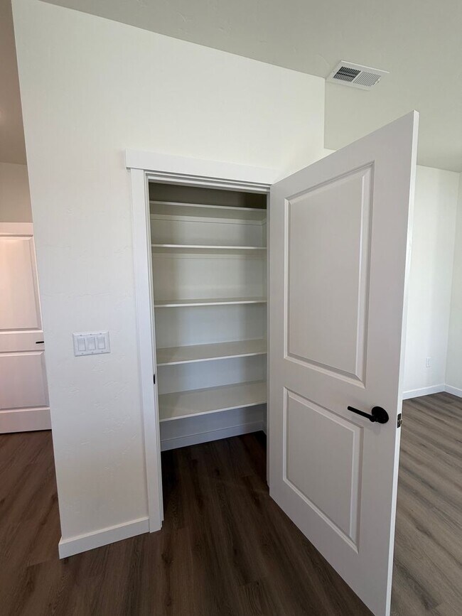 Building Photo - Beautiful New Construction- 3 bed, 2.5 ba, Quartz Countertops & Fenced Backyard