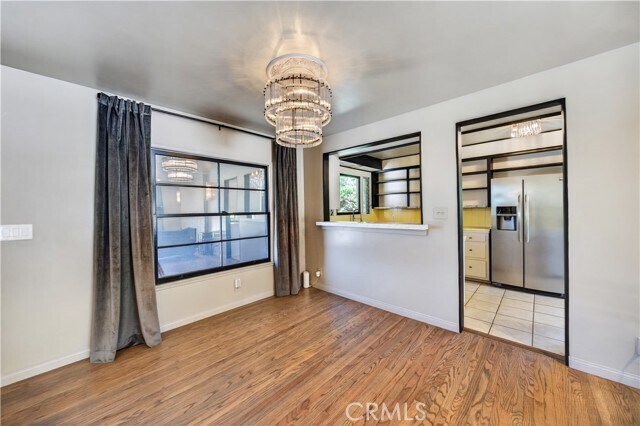Building Photo - 614 N Glendora Ave