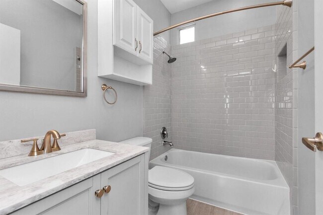 Building Photo - 4339 O'Reilly