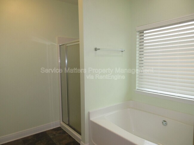 Building Photo - 5966 Rustic Ridge Circle