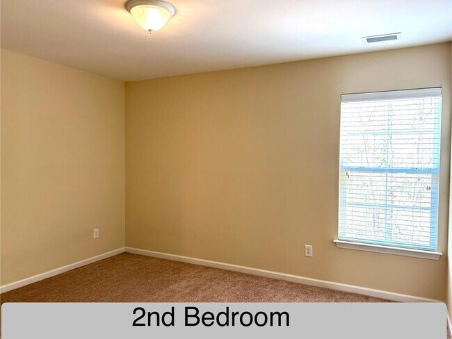 Building Photo - 2911 Maybry Dr