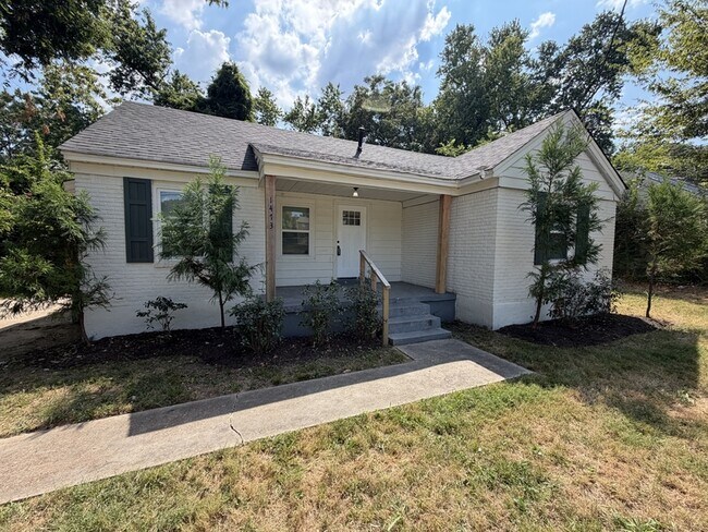Building Photo - 1473 Oberle Ave