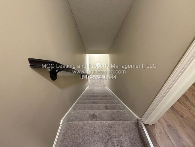 Building Photo - Winter Special at Serrano - $1,000 Credit w/ a 15 Month Lease!