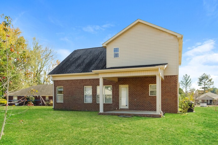 Building Photo - 203 Candlenut Ct