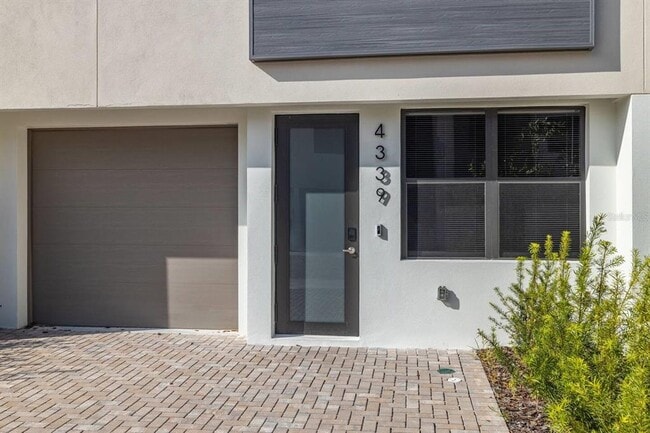 Building Photo - 4339 Villa Alina Ct