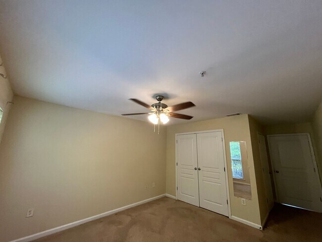 Building Photo - 14-1414 Jones